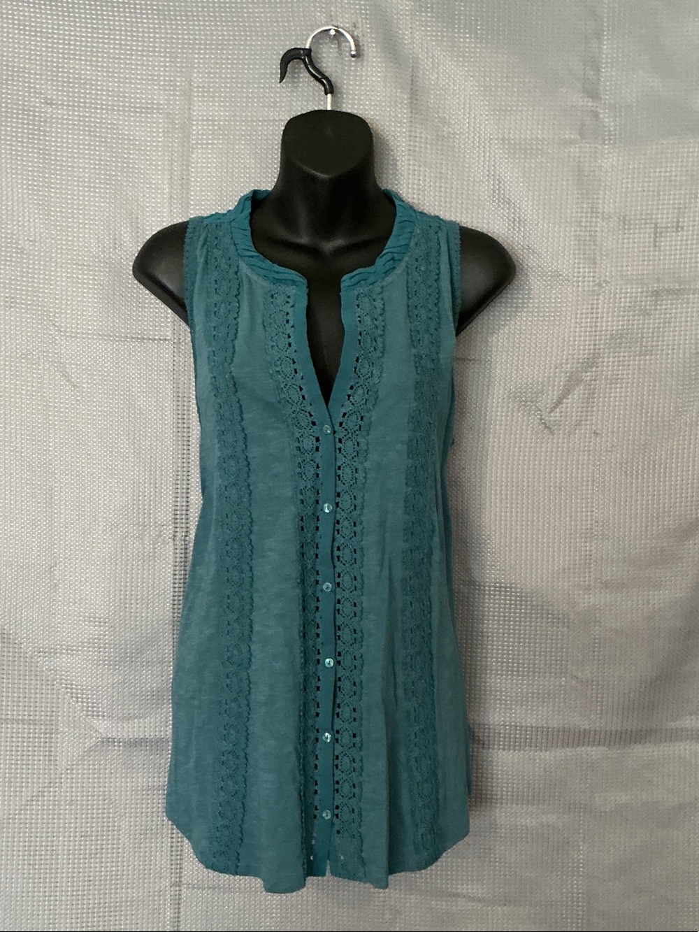 Meadow Rue Teal Lace-Front Sleeveless Camisole